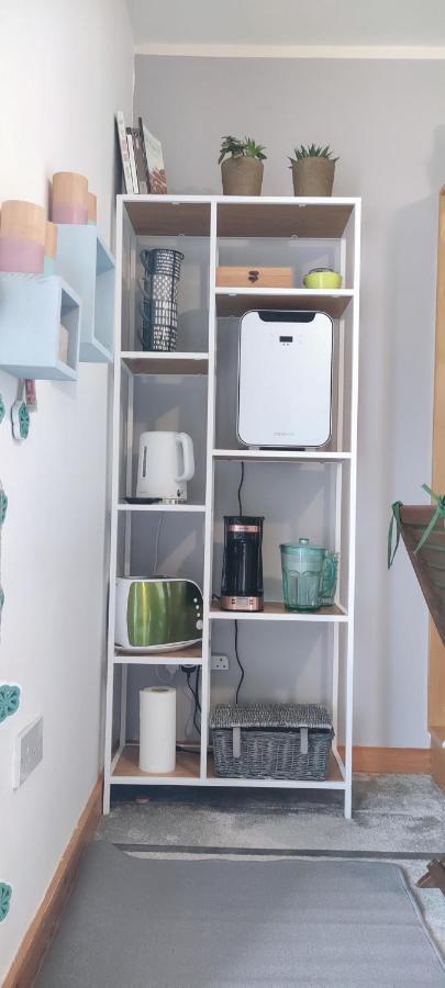 Joanna'S Studio , Key Locker By Whatsapp Own Entrance, Own Bathroom Youghal Buitenkant foto