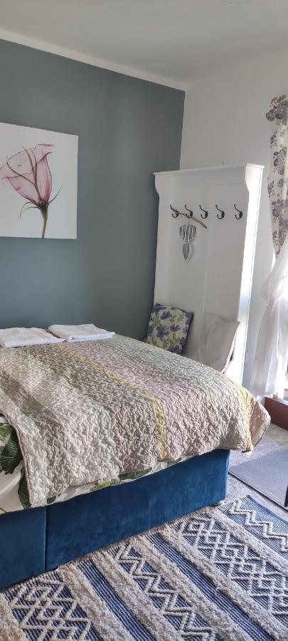 Joanna'S Studio , Key Locker By Whatsapp Own Entrance, Own Bathroom Youghal Buitenkant foto