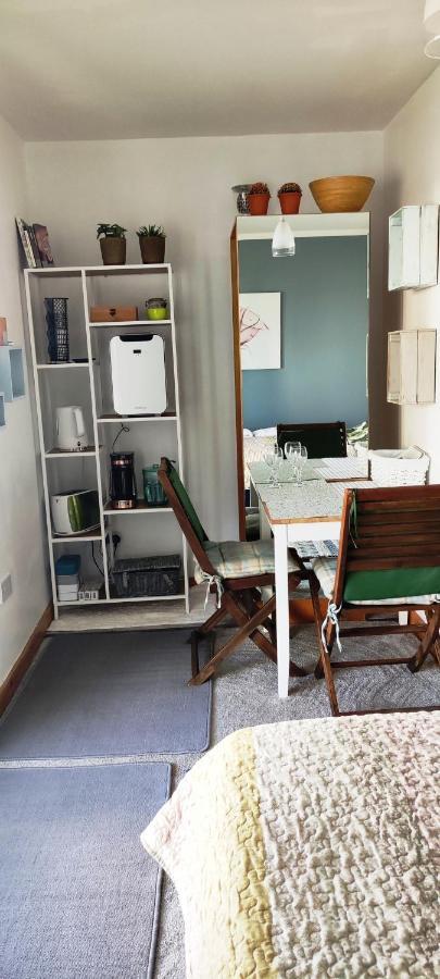 Joanna'S Studio , Key Locker By Whatsapp Own Entrance, Own Bathroom Youghal Buitenkant foto